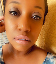 Load image into Gallery viewer, Concrete Rose Plumping Lip Butter