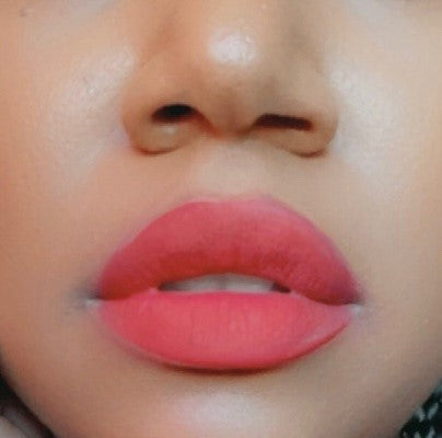STAY REDDY- Liquid Matte Lipstick